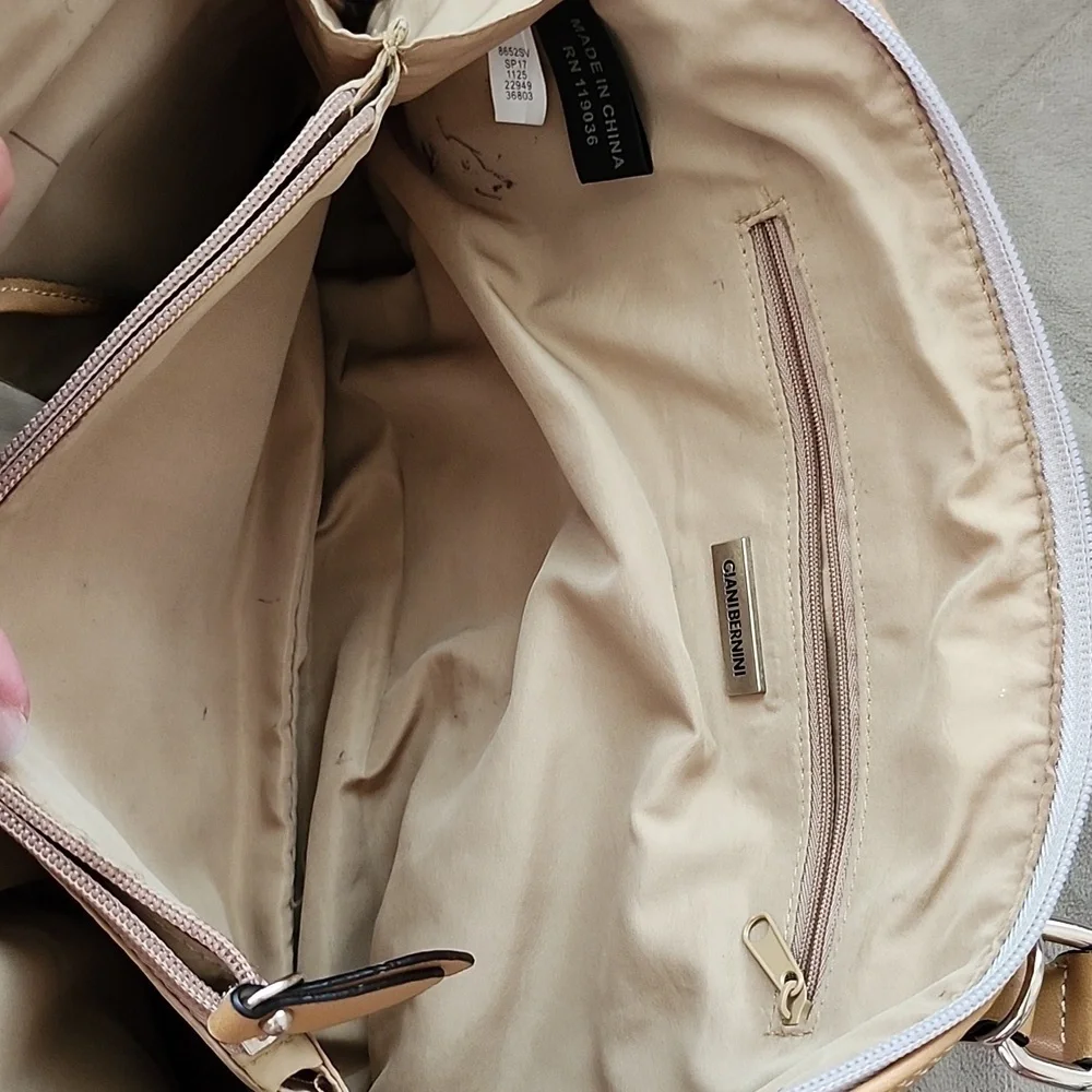 Giani Bernini satchel bag double straps neutral faux leather full zip
